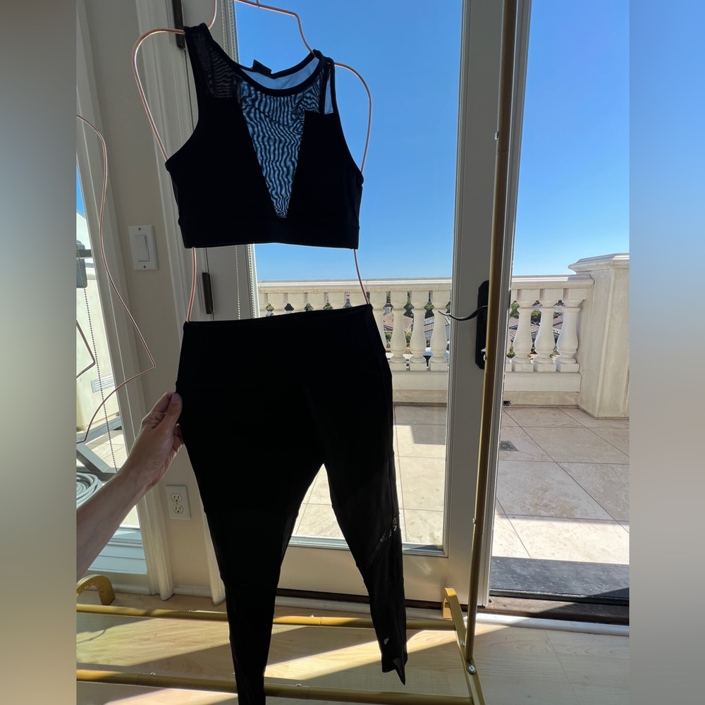 Two piece leggings set